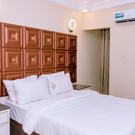 Hotel La Principaute Douala Bonapriso Εξωτερικό φωτογραφία