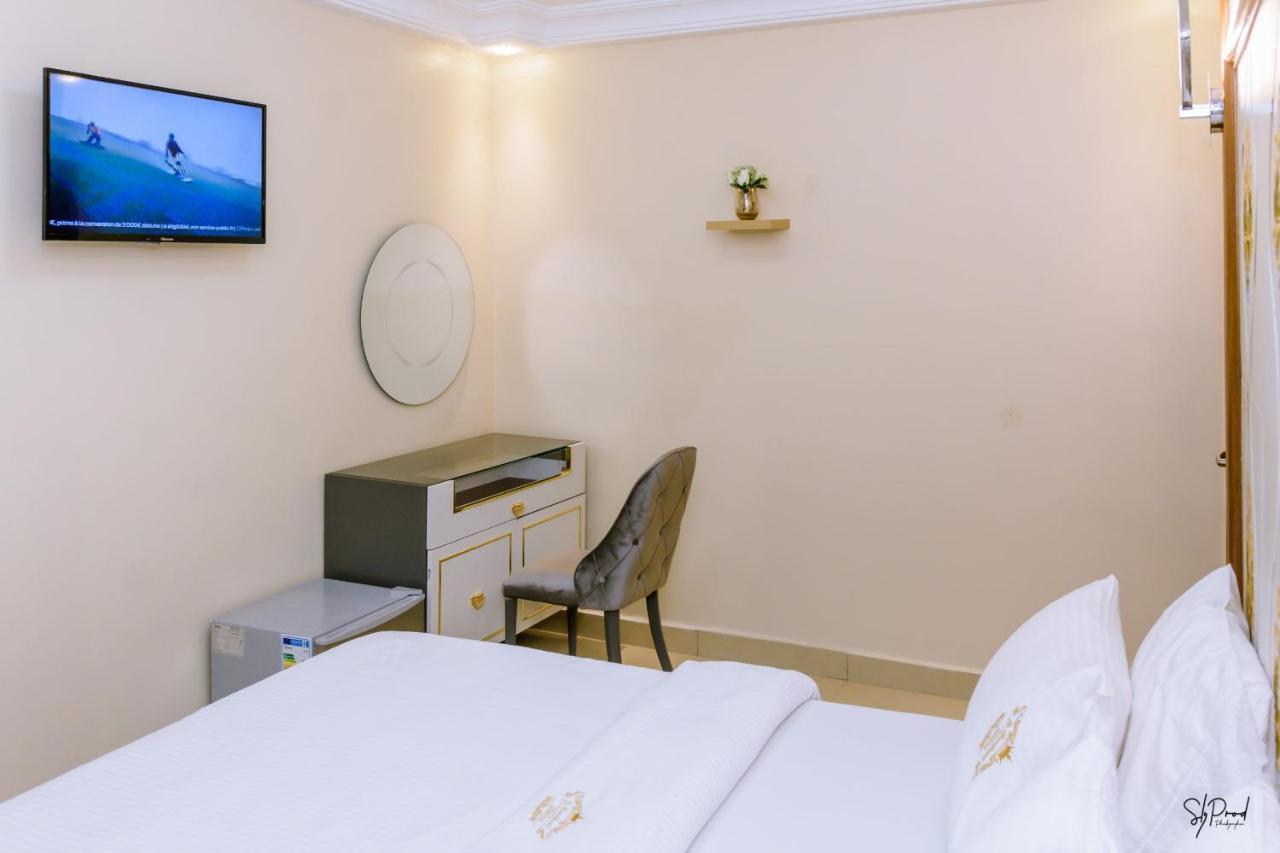 Hotel La Principaute Douala Bonapriso Εξωτερικό φωτογραφία